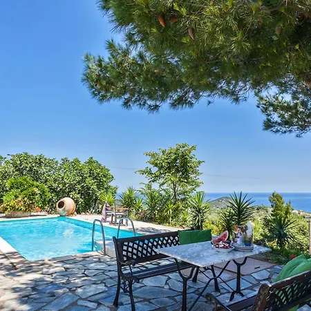 Driades Hilltop Vila *
