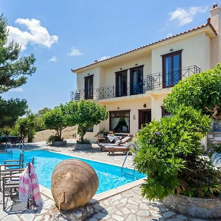 Driades Villa *